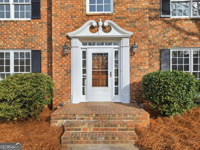 100 Stone Gate Way SE, Mableton, GA 30126