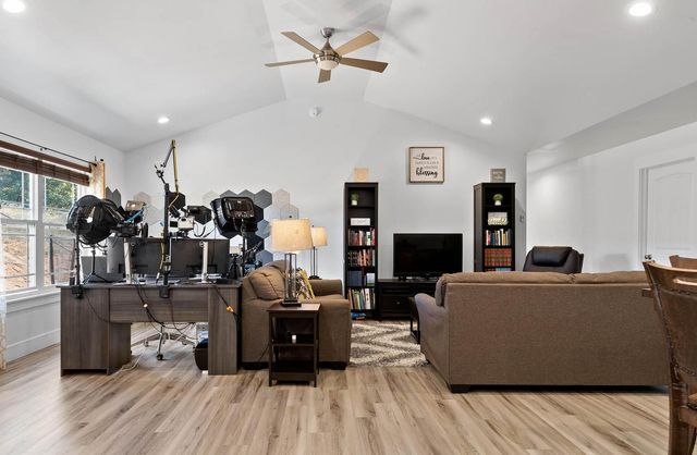 173 Mockingbird Lane, Dayton, TN 37321