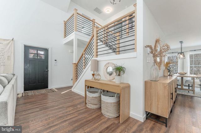 38 E 5TH AVE, Collegeville, PA 19426