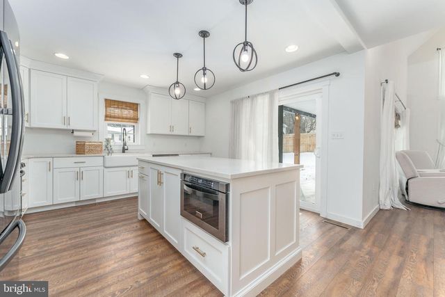 38 E 5TH AVE, Collegeville, PA 19426