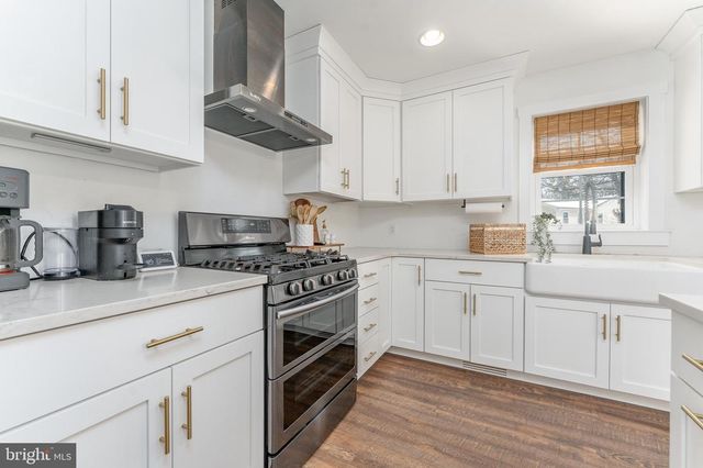 38 E 5TH AVE, Collegeville, PA 19426