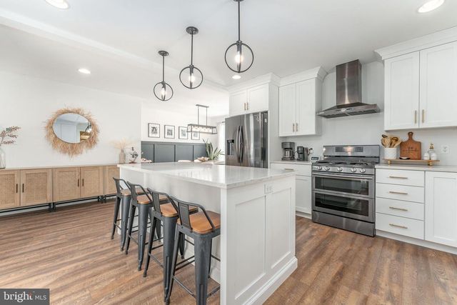 38 E 5TH AVE, Collegeville, PA 19426