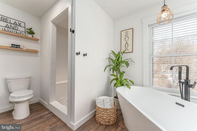 38 E 5TH AVE, Collegeville, PA 19426