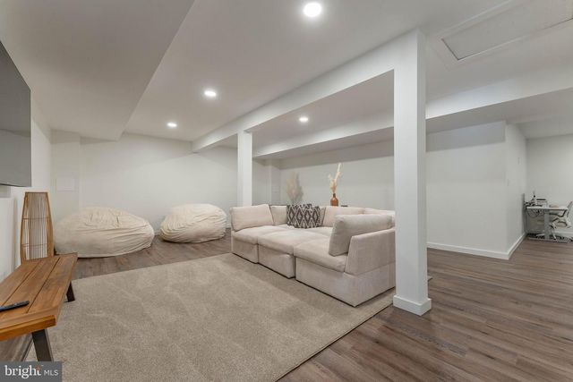 38 E 5TH AVE, Collegeville, PA 19426