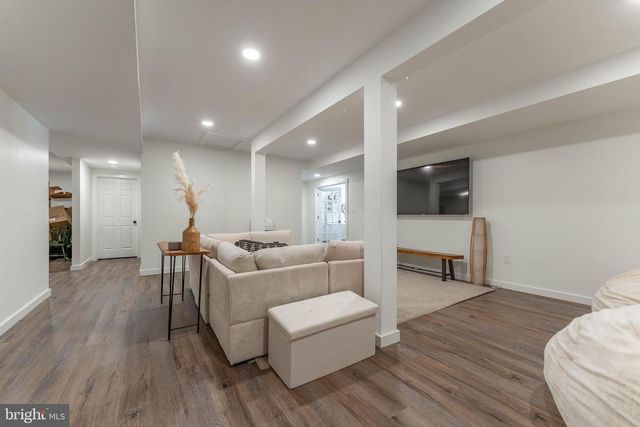 38 E 5TH AVE, Collegeville, PA 19426