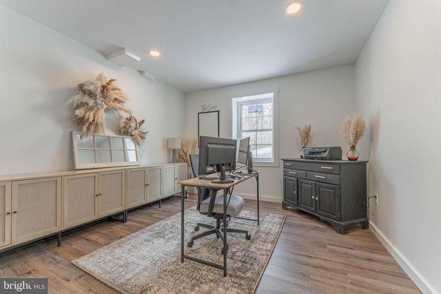 38 E 5TH AVE, Collegeville, PA 19426