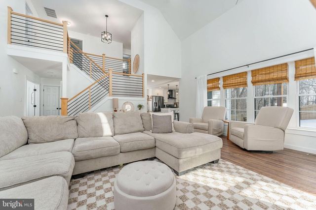 38 E 5TH AVE, Collegeville, PA 19426