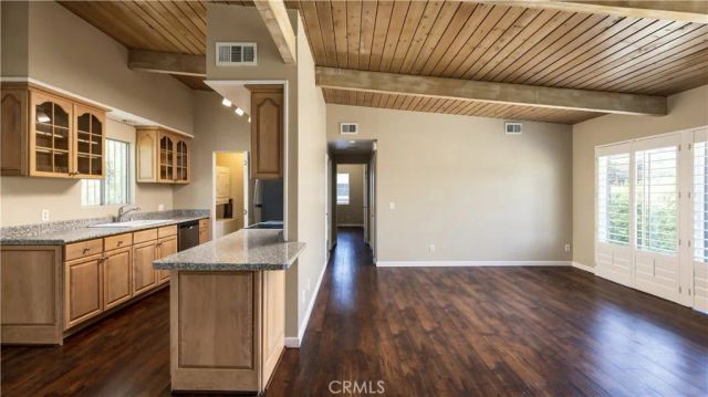 2516 Bayside Dr, Newport Beach, CA 92625