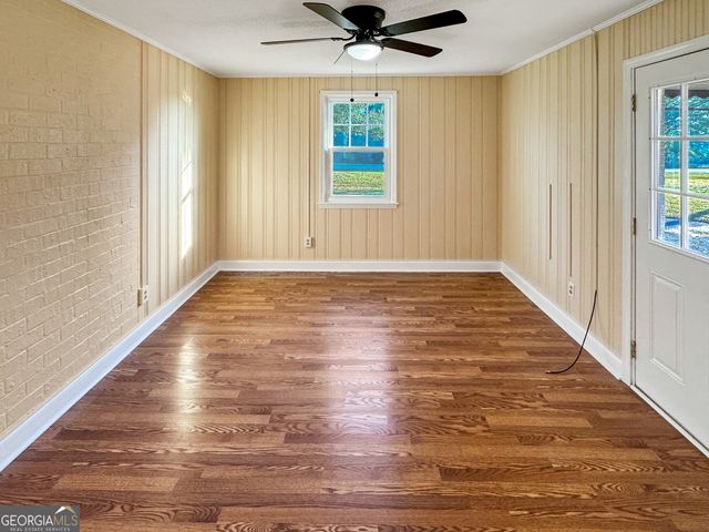 514 Highway 18 W, Barnesville, GA 30204