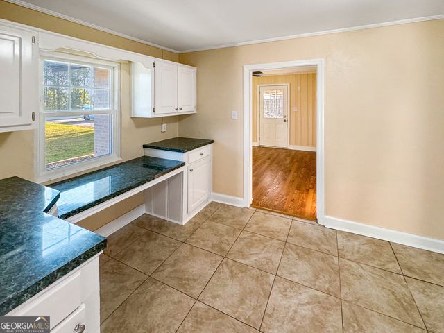 514 Highway 18 W, Barnesville, GA 30204