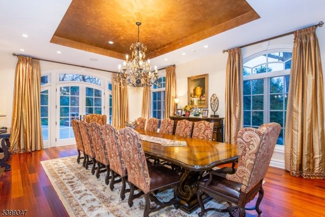 9 Beechtree Ln, Essex Fells Twp., NJ 07021