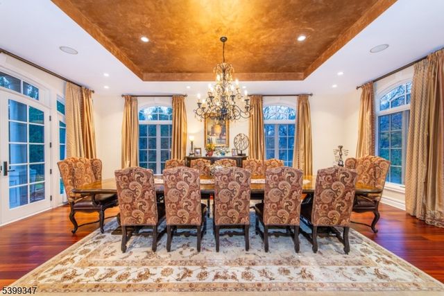 9 Beechtree Ln, Essex Fells Twp., NJ 07021