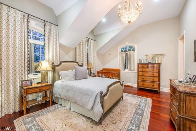 9 Beechtree Ln, Essex Fells Twp., NJ 07021