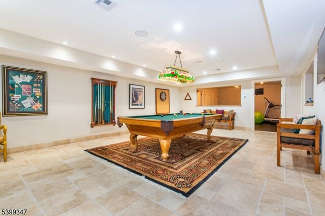 9 Beechtree Ln, Essex Fells Twp., NJ 07021