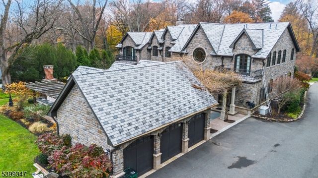 9 Beechtree Ln, Essex Fells Twp., NJ 07021