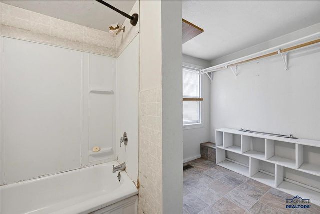 1120 N CANYON ST, Spearfish, SD 57783