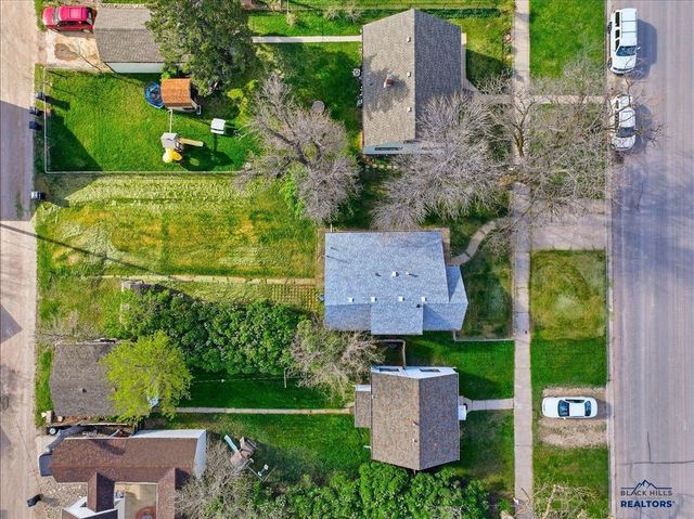 1120 N CANYON ST, Spearfish, SD 57783