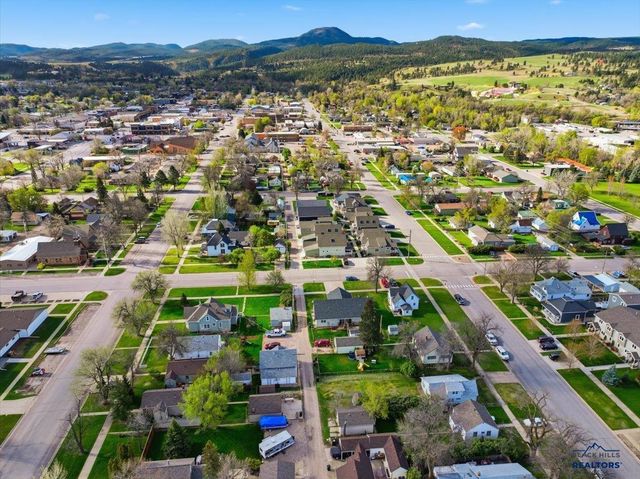 1120 N CANYON ST, Spearfish, SD 57783