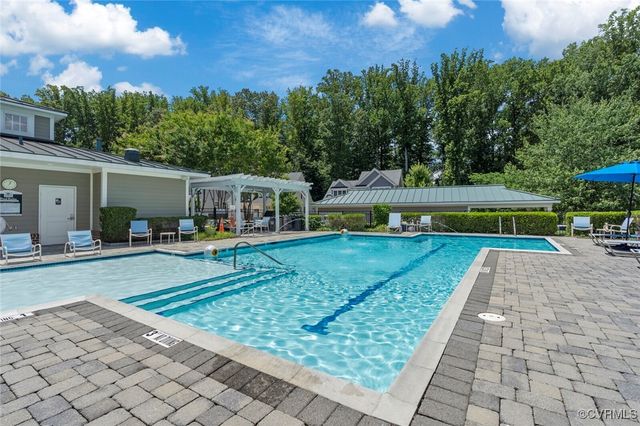 9479 Creek Summit Cir, Richmond, VA 23235
