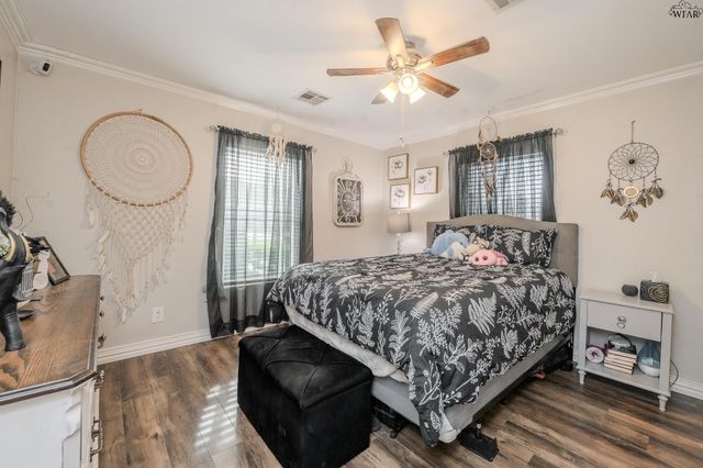 2954 LAVELL AVENUE, Wichita Falls, TX 76308