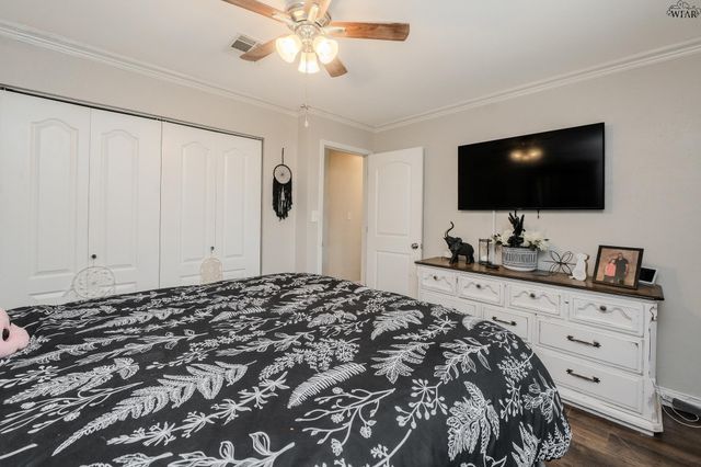 2954 LAVELL AVENUE, Wichita Falls, TX 76308