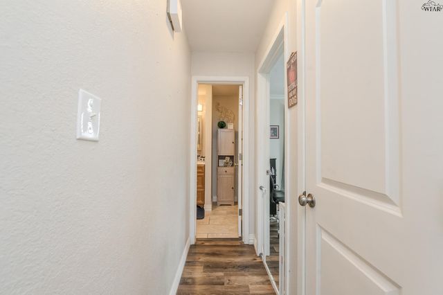 2954 LAVELL AVENUE, Wichita Falls, TX 76308