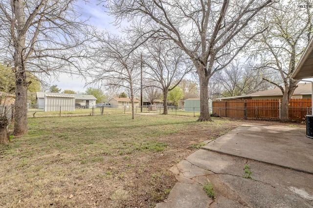 2954 LAVELL AVENUE, Wichita Falls, TX 76308