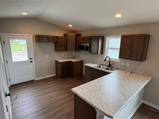 412 E Lally Street, Des Moines, IA 50315