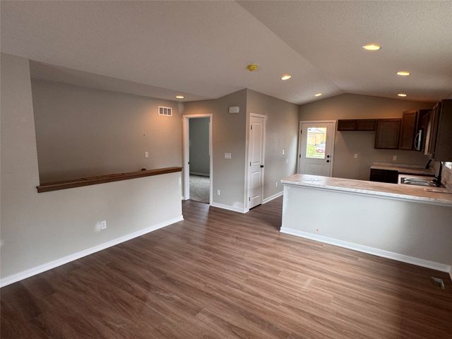 412 E Lally Street, Des Moines, IA 50315