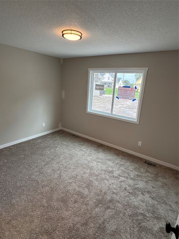 412 E Lally Street, Des Moines, IA 50315
