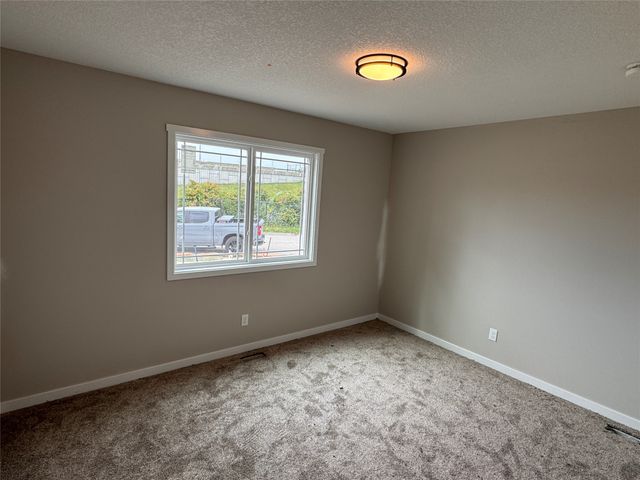 412 E Lally Street, Des Moines, IA 50315