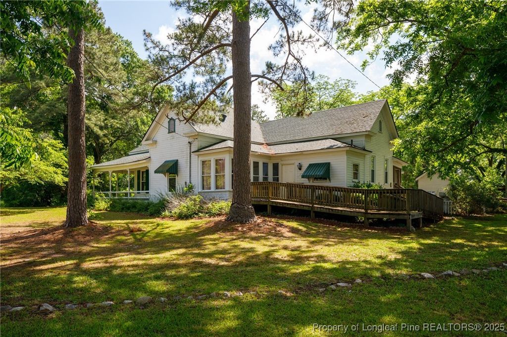 5648 Tolarsville Road, St Pauls, NC 28384