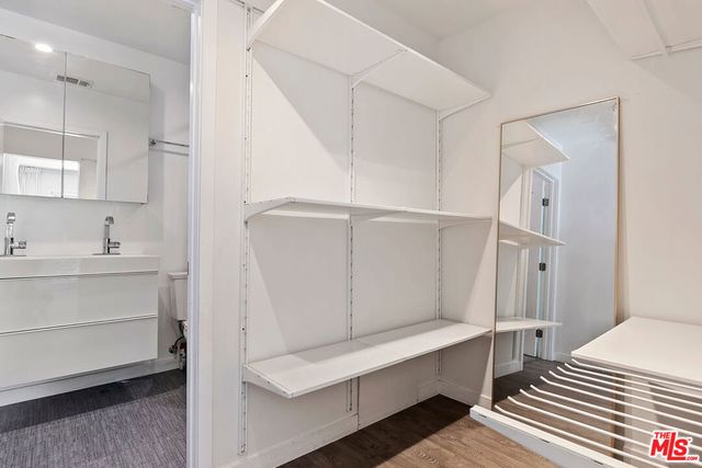 3729 Reklaw Drive, Studio City, CA 91604