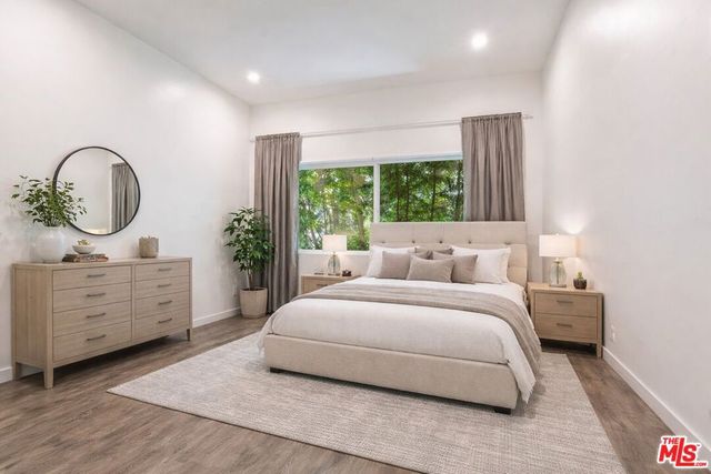 3729 Reklaw Drive, Studio City, CA 91604