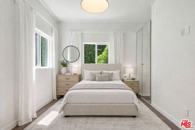 3729 Reklaw Drive, Studio City, CA 91604