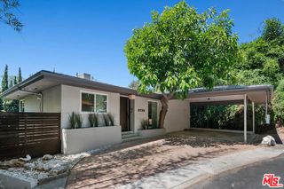 3729 Reklaw Drive, Studio City, CA 91604