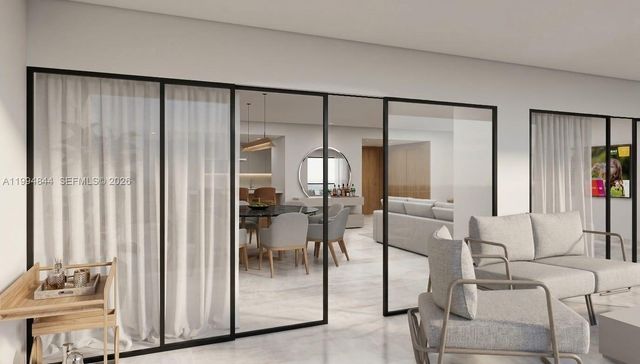 114 Cricket Club 605, North Miami, FL 33181