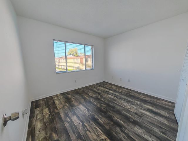 615 N KEENE ROAD Q12, Clearwater, FL 33755