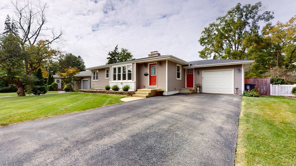 3936 Highland Avenue, Downers Grove, IL 60515 — exterior