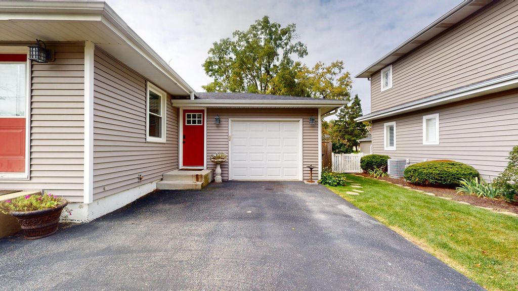 3936 Highland Avenue, Downers Grove, IL 60515 — photo 4