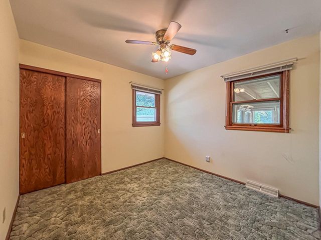W152N8310 Elm LANE, Menomonee Falls, WI 53051
