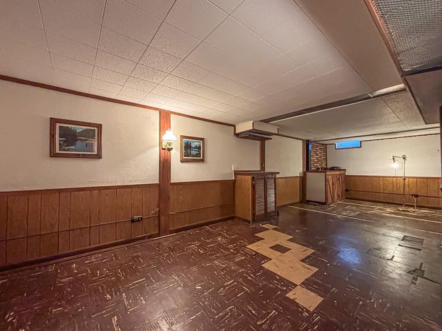 W152N8310 Elm LANE, Menomonee Falls, WI 53051