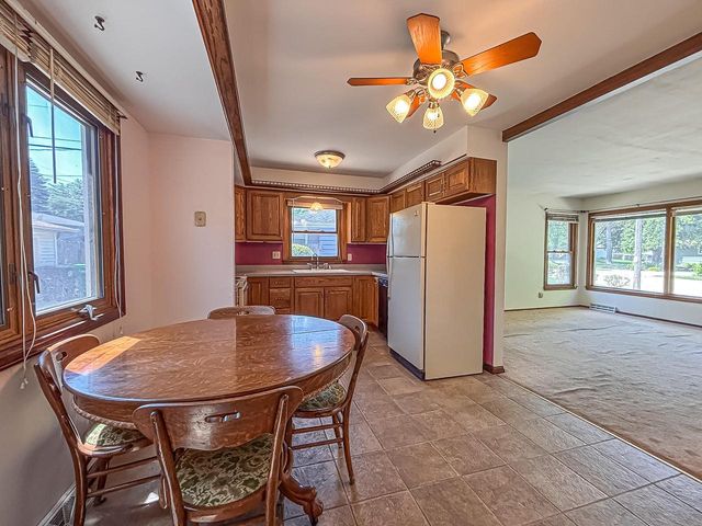 W152N8310 Elm LANE, Menomonee Falls, WI 53051