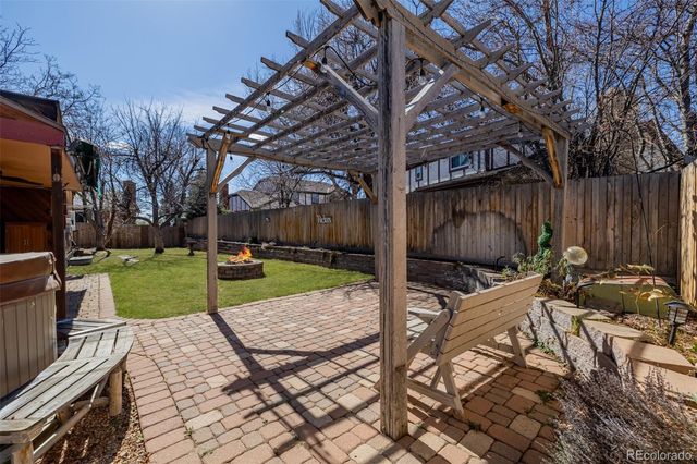 9270 W Baltic Drive, Lakewood, CO 80227