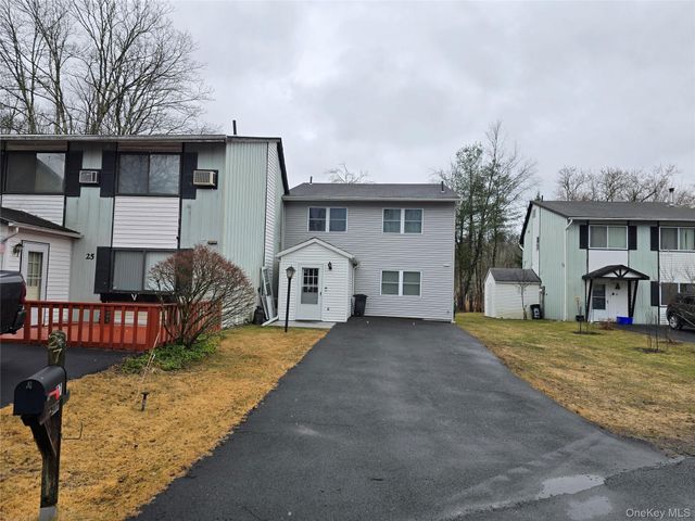 27 Peter Way, Kiamesha Lake, NY 12751