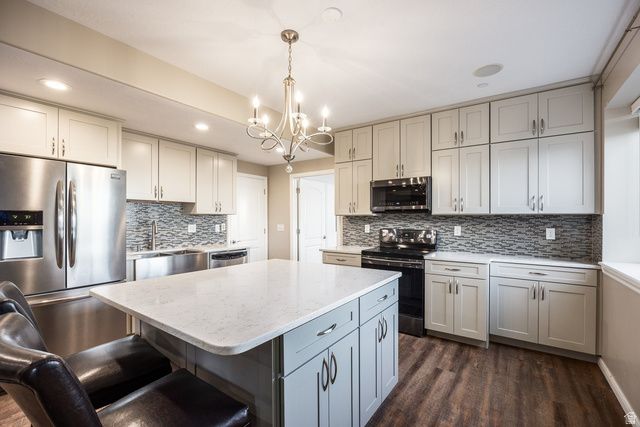 15211 S LONE OAK CT, Draper, UT 84020