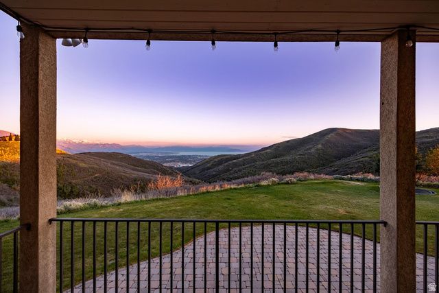 15211 S LONE OAK CT, Draper, UT 84020