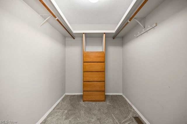 32633 Woodridge Court, North Ridgeville, OH 44039