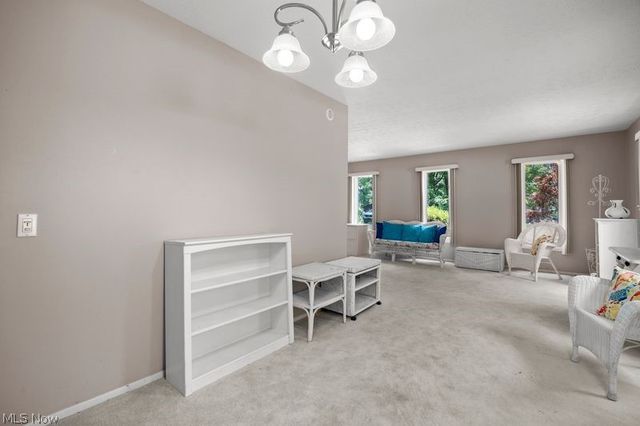 32633 Woodridge Court, North Ridgeville, OH 44039