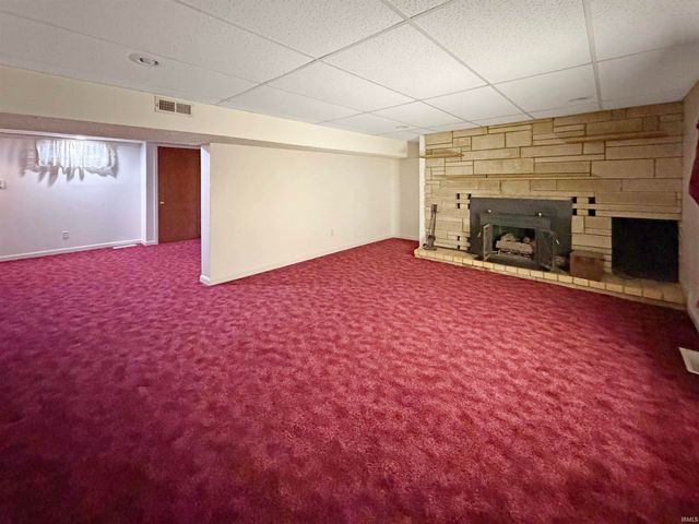 1706 E Walnut Street, Frankfort, IN 46041